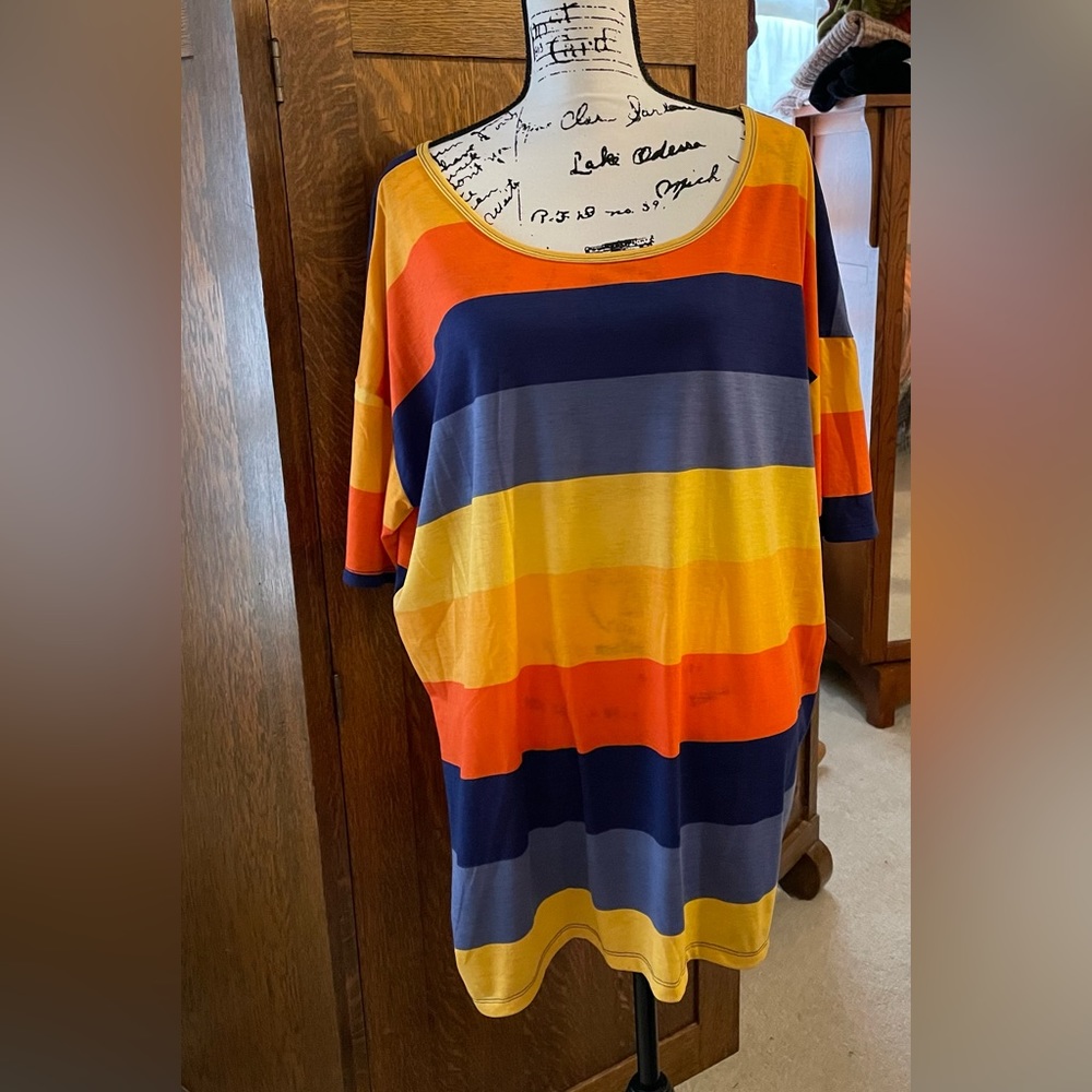 LuLaRoe 2xl Short sleeve tunic